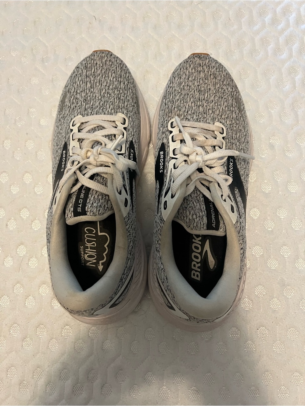 Brooks Adrenaline GTS 23 Sneaker